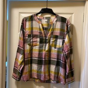 Old Navy popover flannel type plaid blouse Large